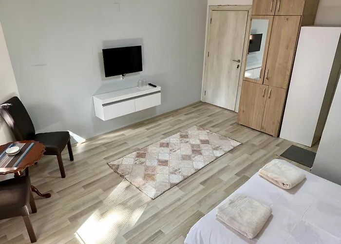 Hotel And Lounge Connect- Chair Skopje