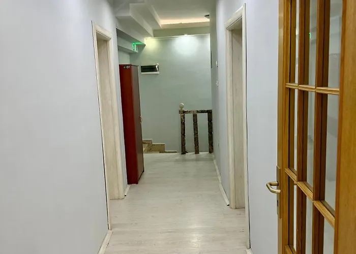 And Lounge Connect- Chair Hotel Skopje